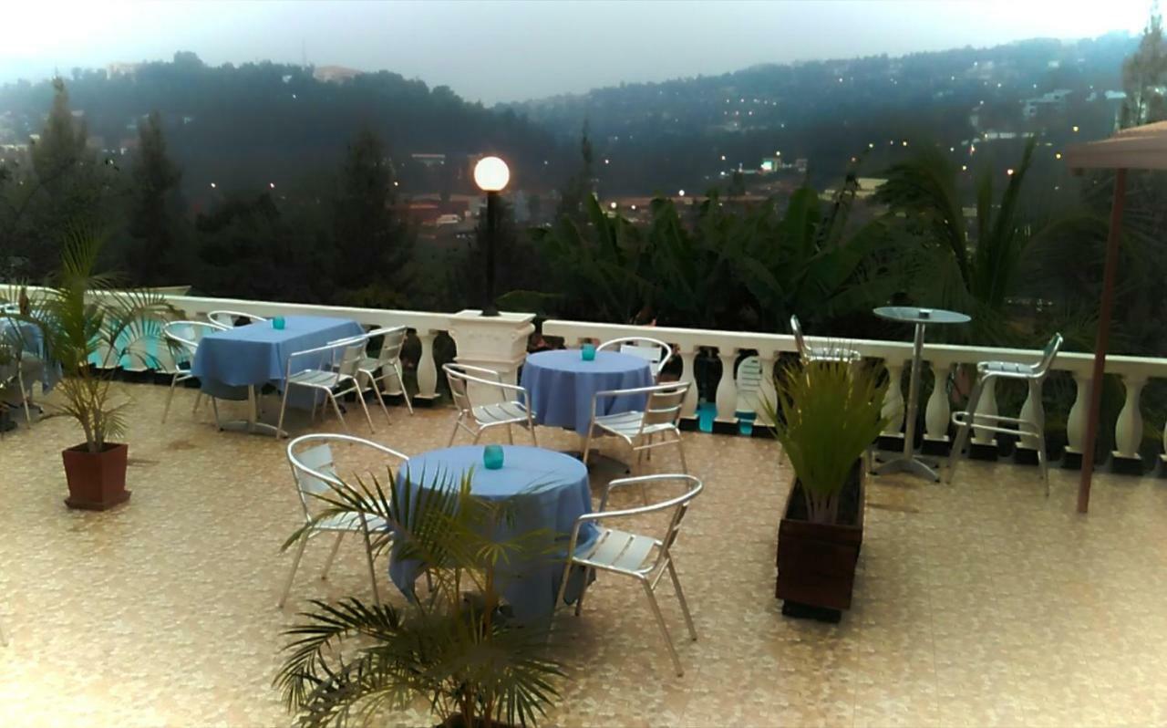 Hotel Restaurant Hellenique Appartements Kigali Buitenkant foto