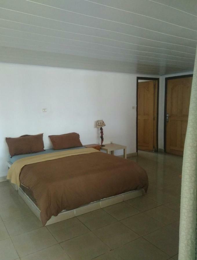 Hotel Restaurant Hellenique Appartements Kigali Buitenkant foto