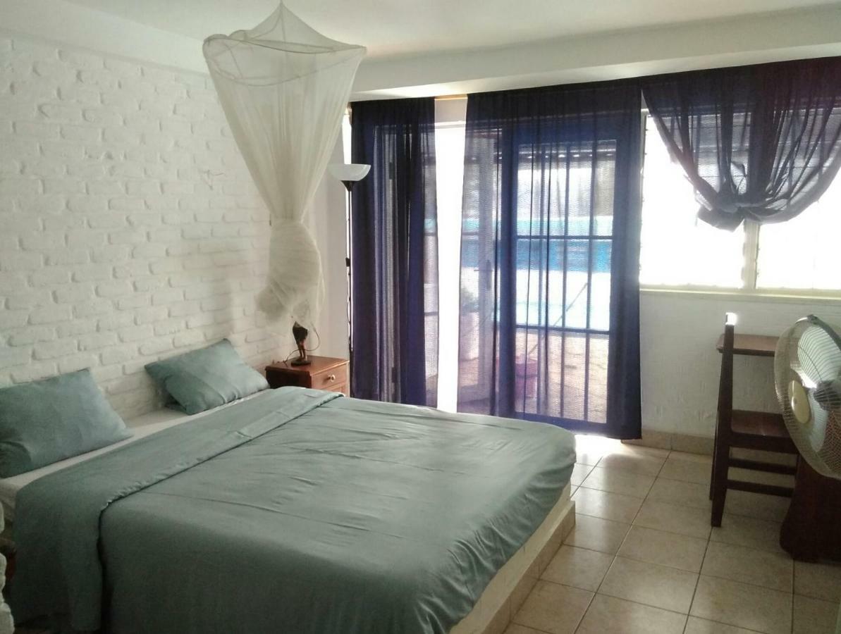 Hotel Restaurant Hellenique Appartements Kigali Buitenkant foto